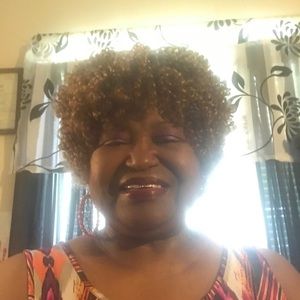 Meet your Posher, Shirley